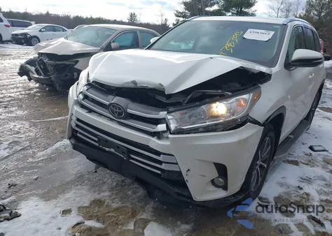 2018 Toyota Highlander Xle from USA, damaged, VIN 5TDJZRFH6JS880793